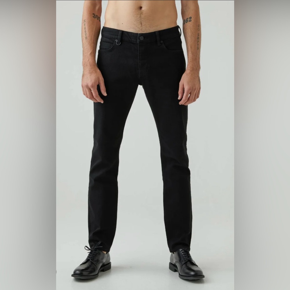 Neuw Black Skinny Jeans with Stretch Fit
